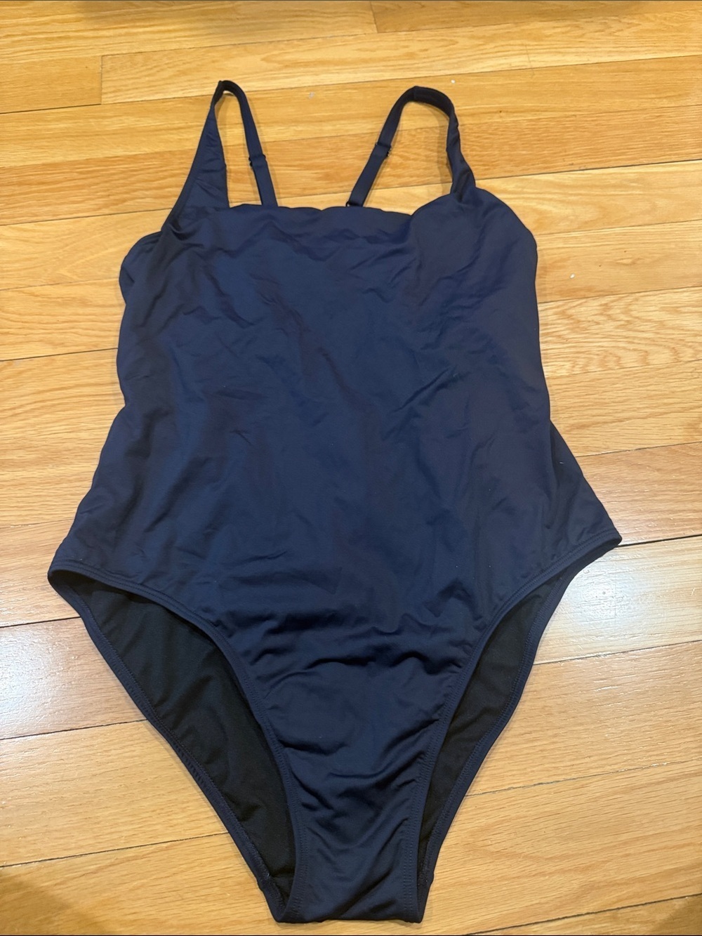 L.L.Bean women’s black one piece swimsuit size 14 reg .